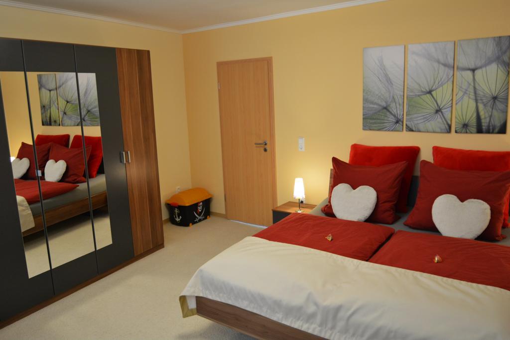 Ferienwohnung Domschatz Наумбург Экстерьер фото